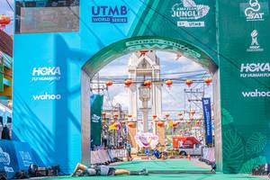 BIB: 1223
                            <button type="button" onclick="openModal(21769061)" class="btn btn-primary btn-sm float-right btn-popup" data-toggle="modal" data-target=".modal-high-quality">
                        <i class="fas fa-shopping-cart"></i> Add to Cart
                    </button>
                                            <button type="button" onclick="isThisMe(21769061, true)" class="btn btn-success btn-sm float-right btn-popup btn-isme hidden" data-toggle="tooltip" data-placement="bottom" title="นี่คือรูปของคุณใช่ไหม คลิกที่นี่เพื่อเอาเข้าอัลบั้ม">
                        <i class="fas fa-plus"></i> Add to album
                    </button>
                    <button type="button" onclick="isThisMe(21769061, false)" class="btn btn-warning btn-sm float-right btn-popup btn-isnotme hidden">
                        <i class="fas fa-ban"></i> Remove from album
                    </button>